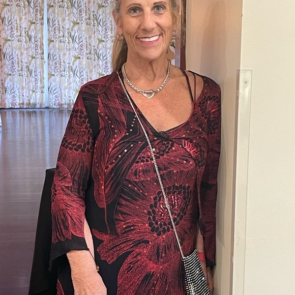 Meet your Posher, Lori
Soon I will begin 
And when I do,,,, - Picture 9 of 12